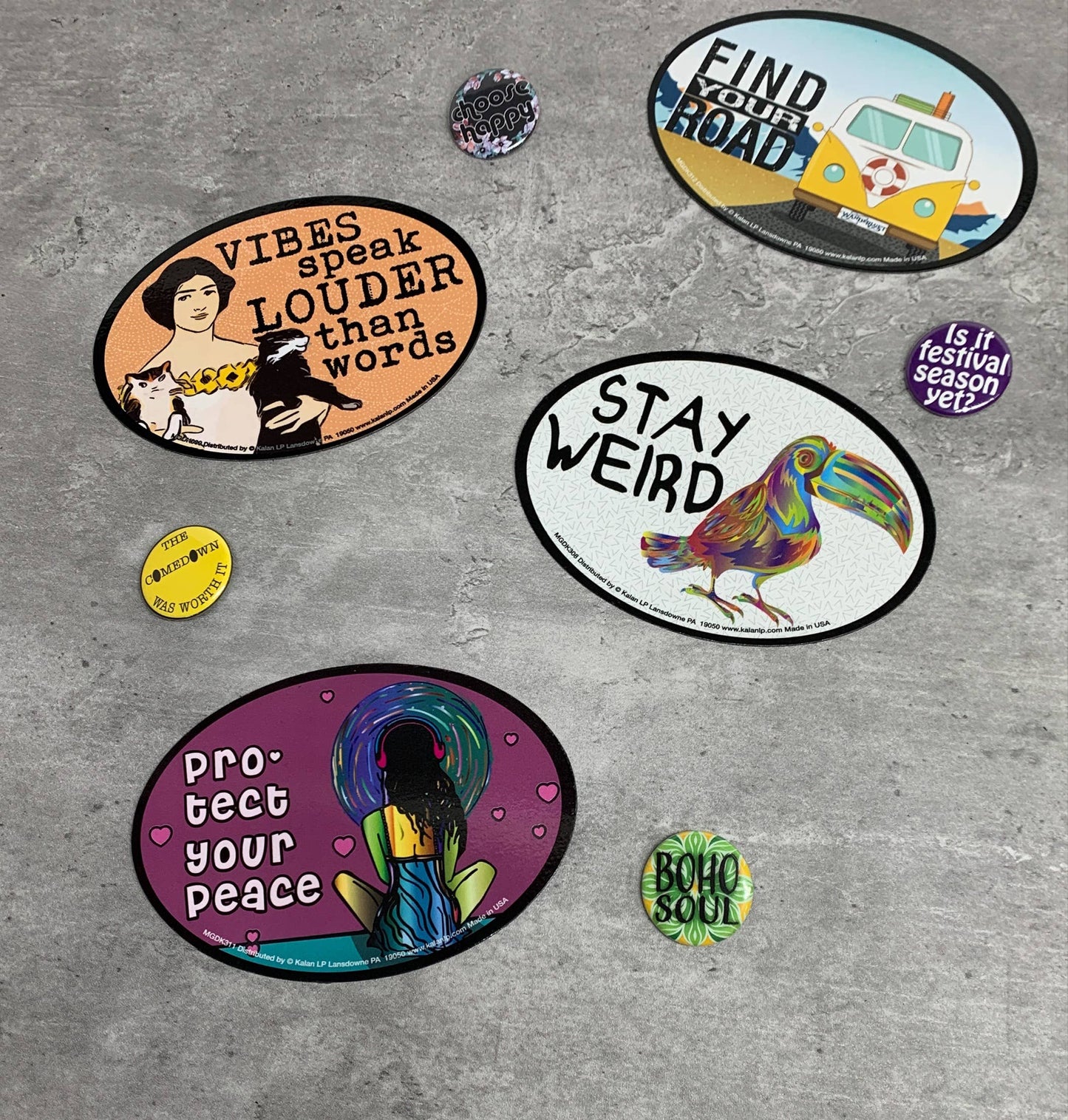 MGDK308 Stay Weird Die Cut Oval Magnet